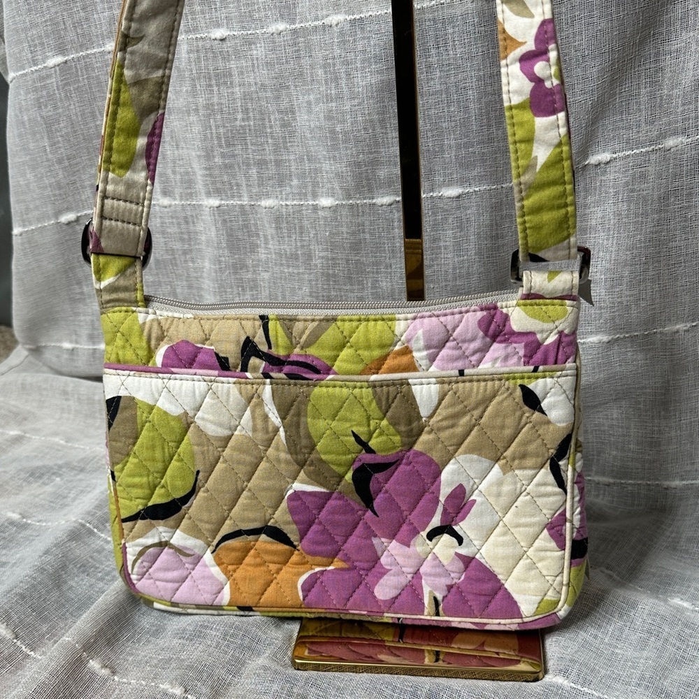 Vera Bradley Portobello Road Lizzy Hipster Crossbody Bag Shoulder NWOT - Picture 2 of 14